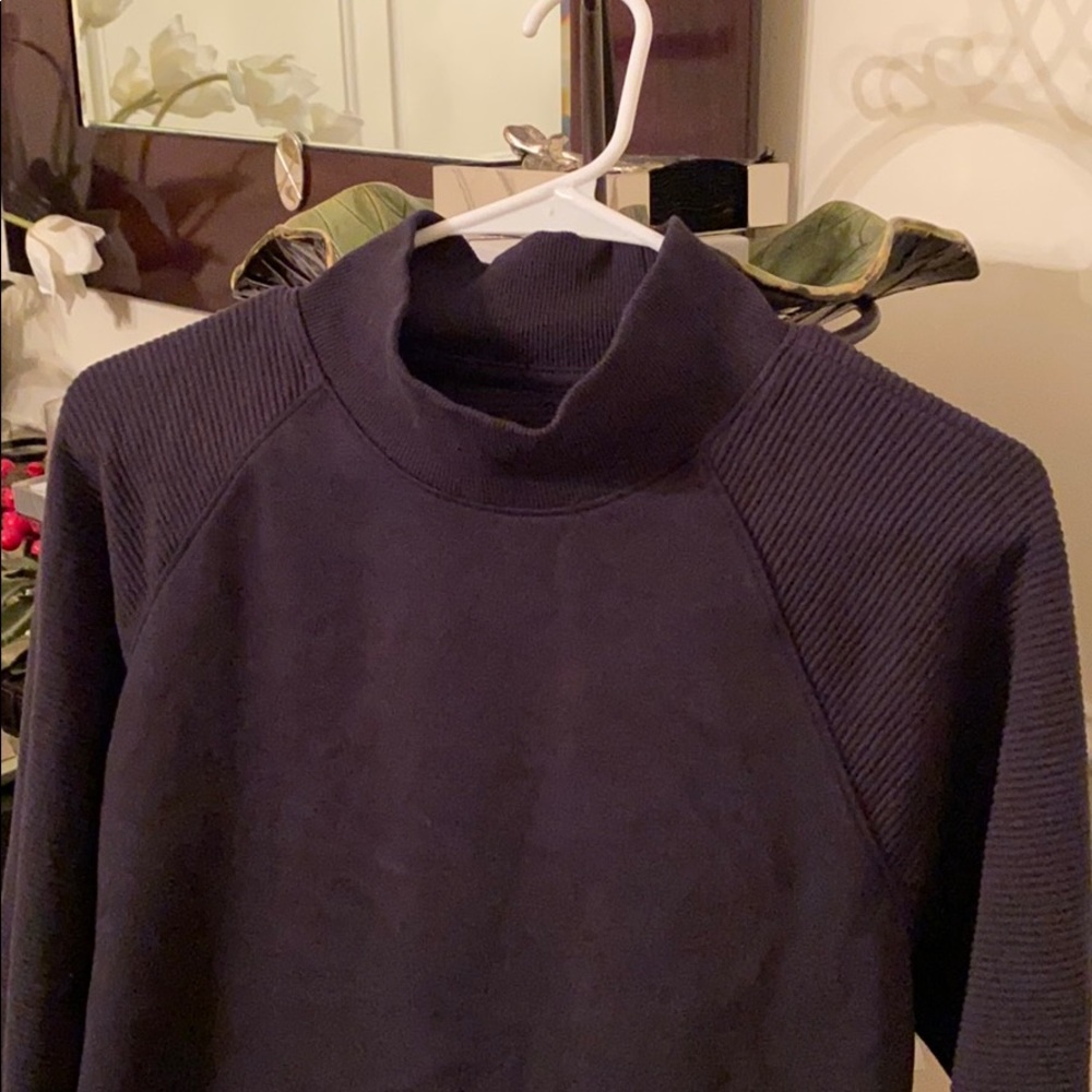 Under Armour Turtle Neck - image 3